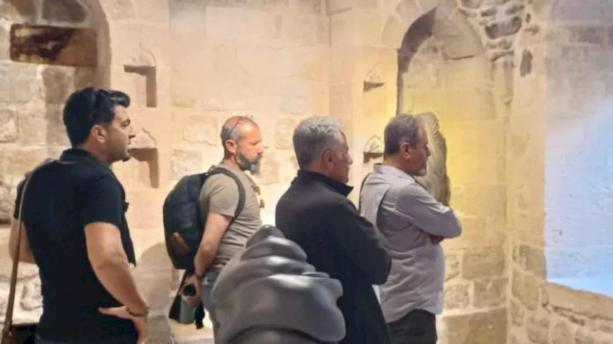 ‘Kutsal İnsan ve Çıplak Hayat Sergisi’ Mardin’de sanatseverler ile buluştu
