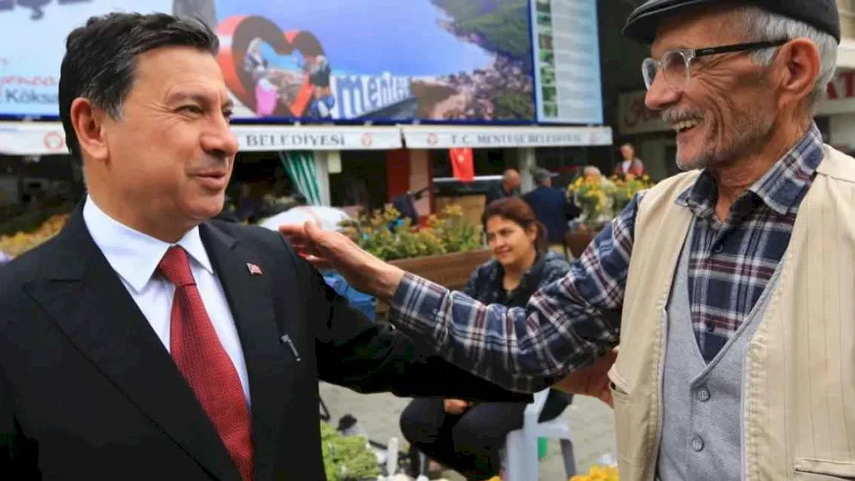 Muğla Büyükşehir’den emeklilere 4 bin TL bayram desteği