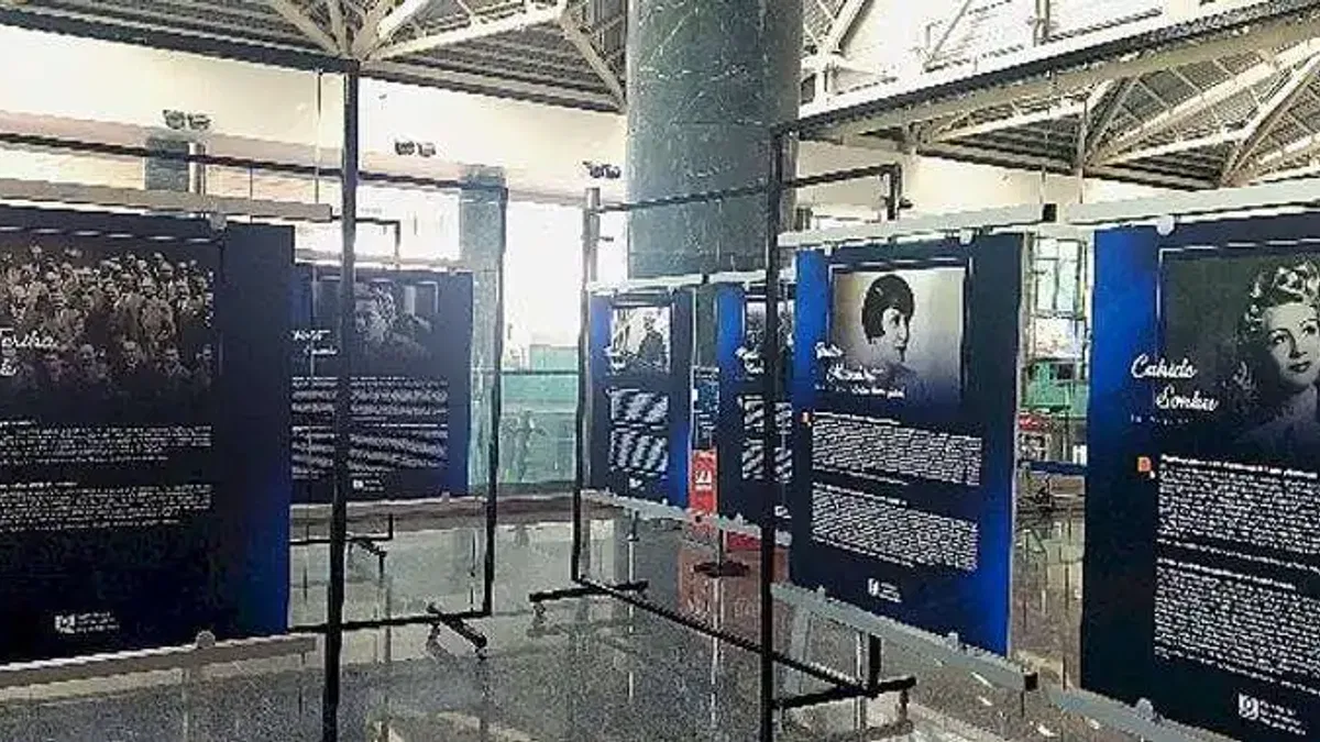 TAV Havalimanları'ndan "Cumhuriyet'in Kadınları" Sergisi