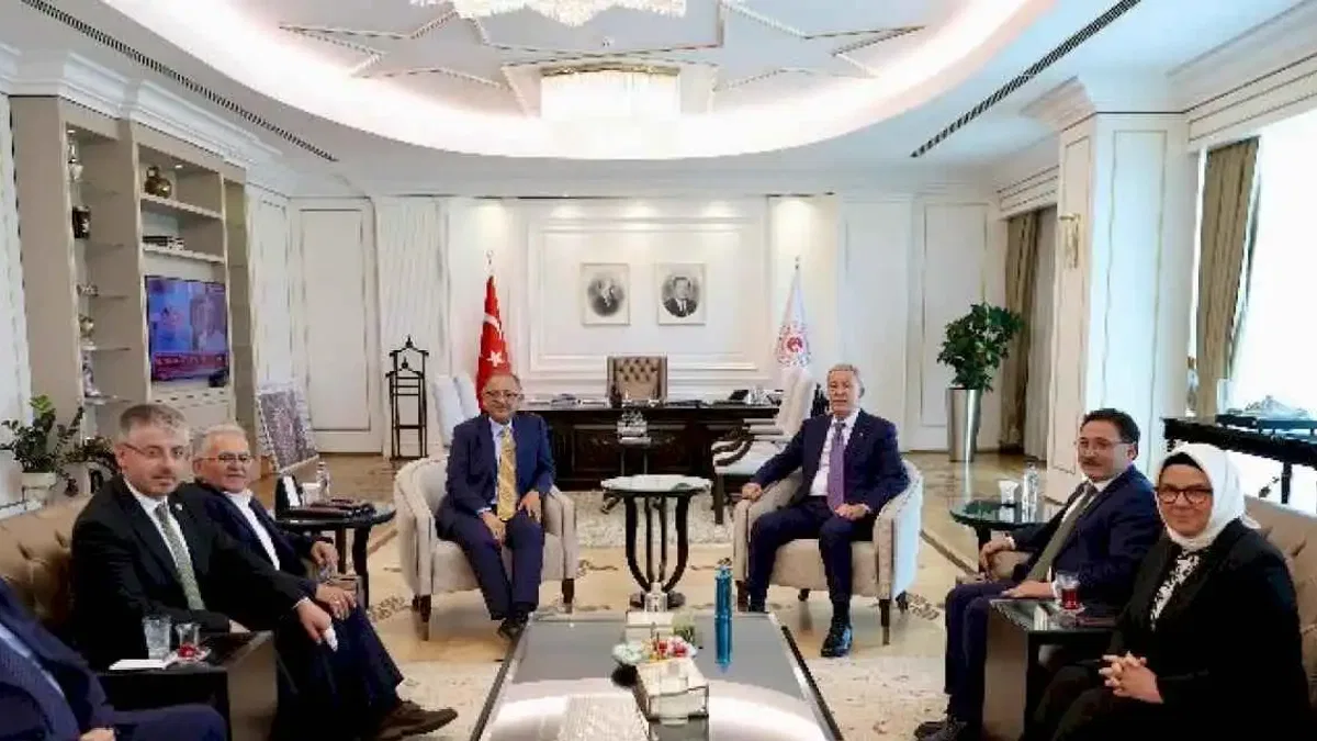 Başkan Büyükkılıç’tan Ankara’da “Kayseri” zirvesi