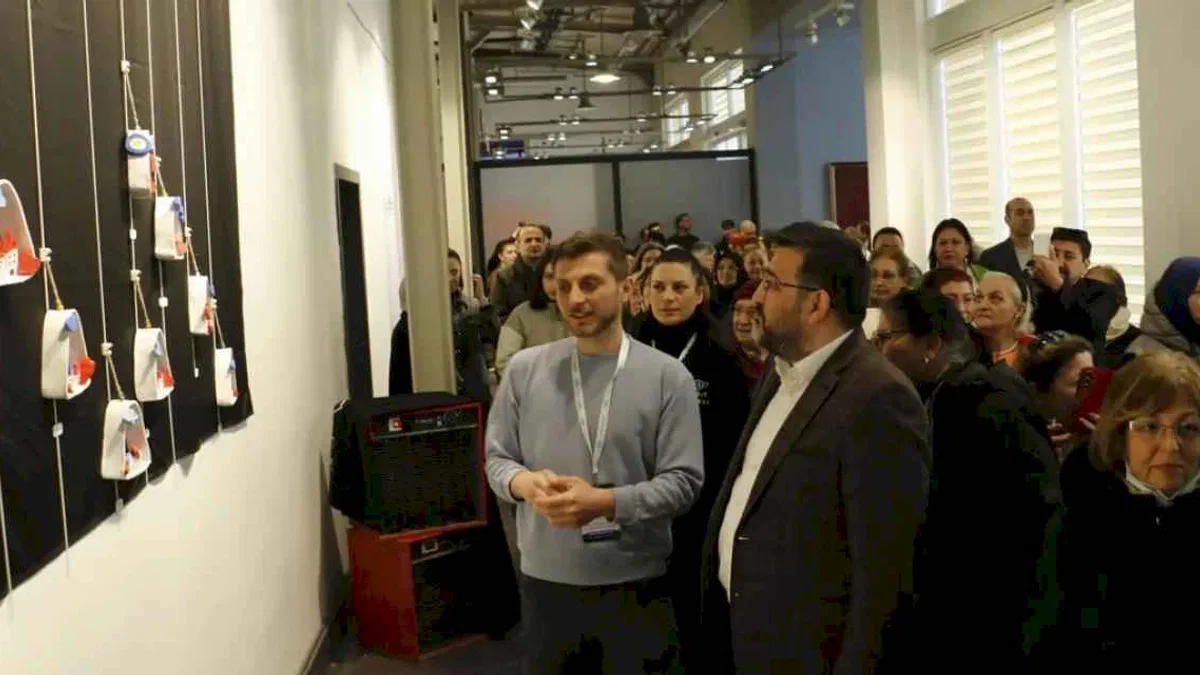 Kocaeli Büyükşehir'de 'Yaşlılar'a özel sergi