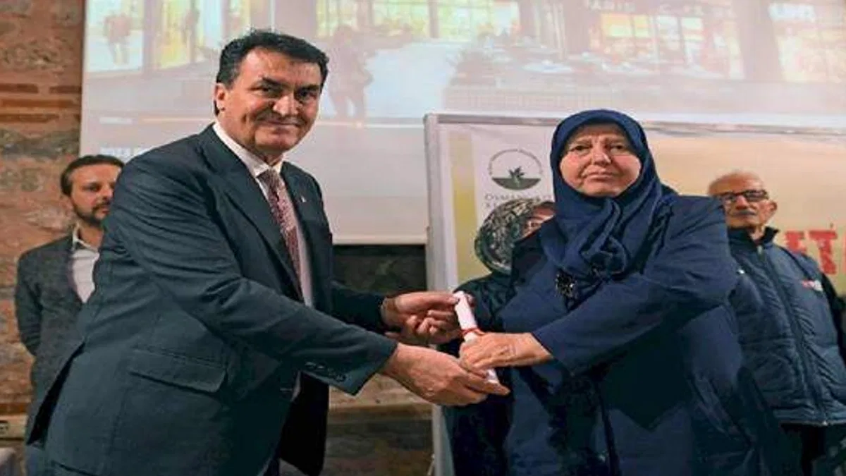 Bursa Osmangazi'nin örnek dönüşümünde tapular dağıtıldı