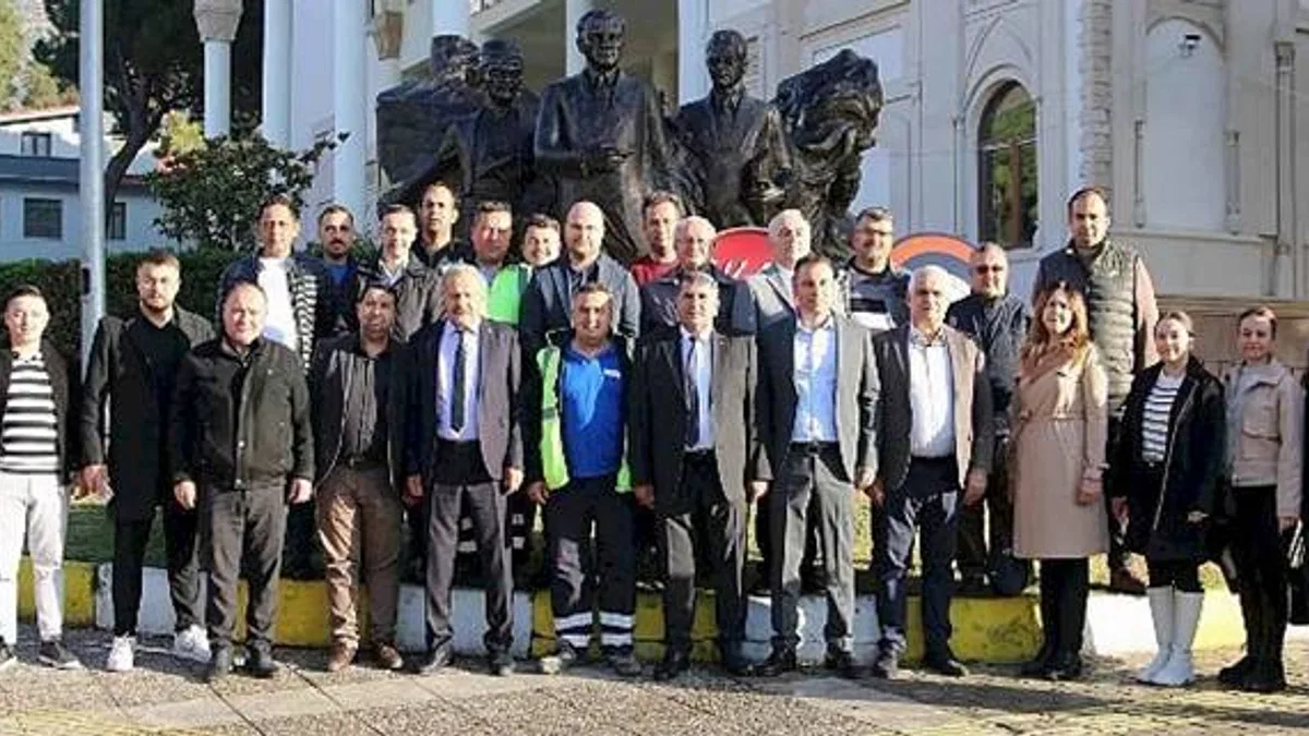 Bayındır'da Öğretmenler Günü Kutlandı