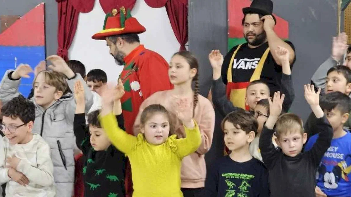 Şirinköy'de geleneksel ramazan akşamı çocuk şenliği coşkusu