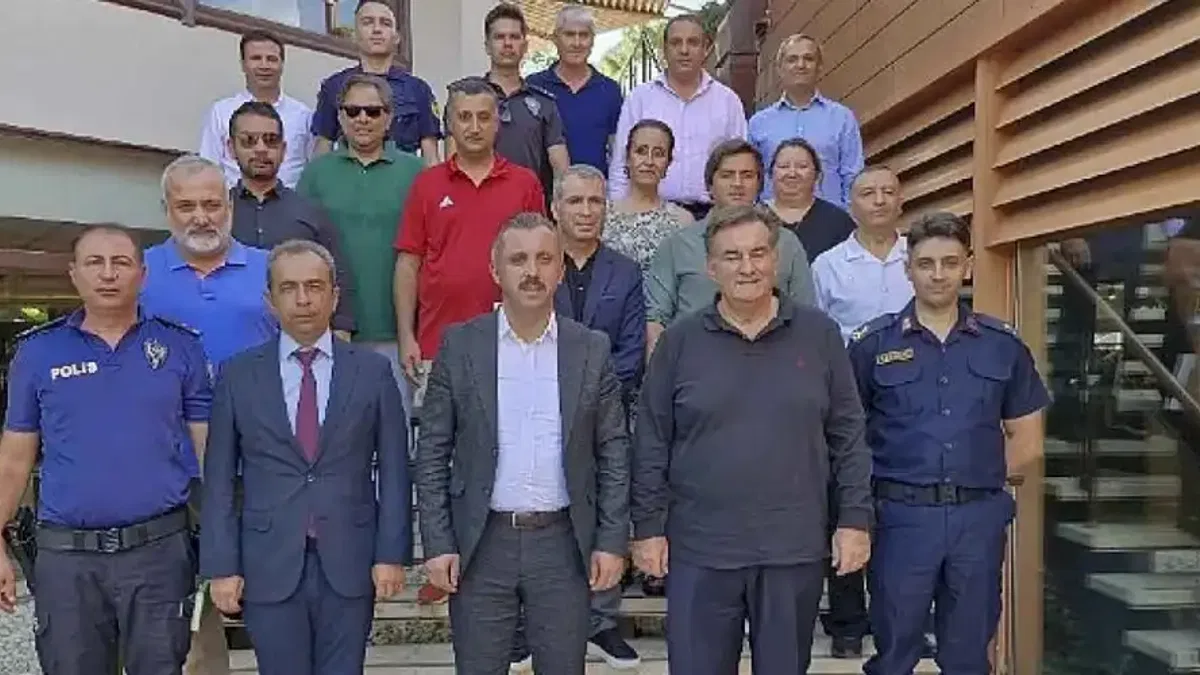 Arena Aquachallenge Yüzme Şampiyonası'na doğru