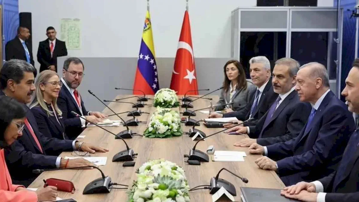 Cumhurbaşkanı Erdoğan, Tataristan'da Venezuelalı mevkidaşıyla görüştü