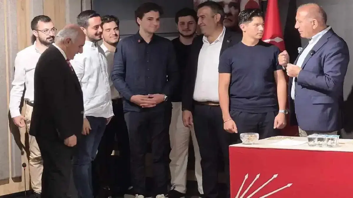 CHP İstanbul’da yeni katılımlar... Gürsel Tekin: Birlikte başaracağız