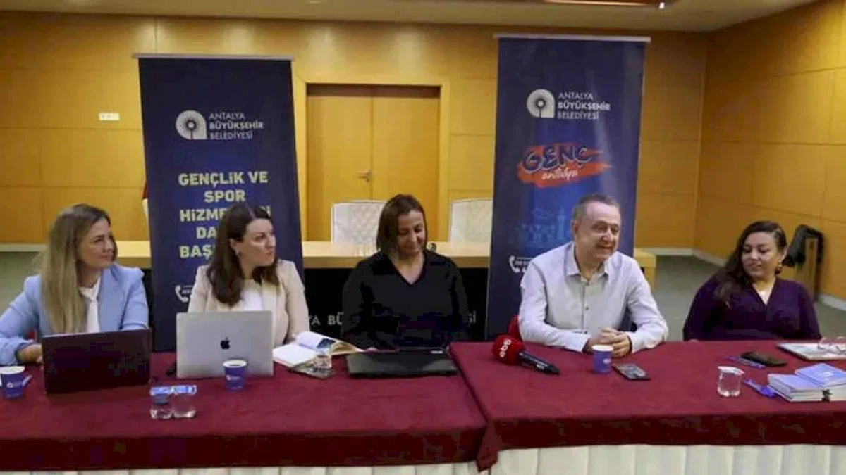 Antalya Büyükşehir gençlik çalışmalarını genişletiyor