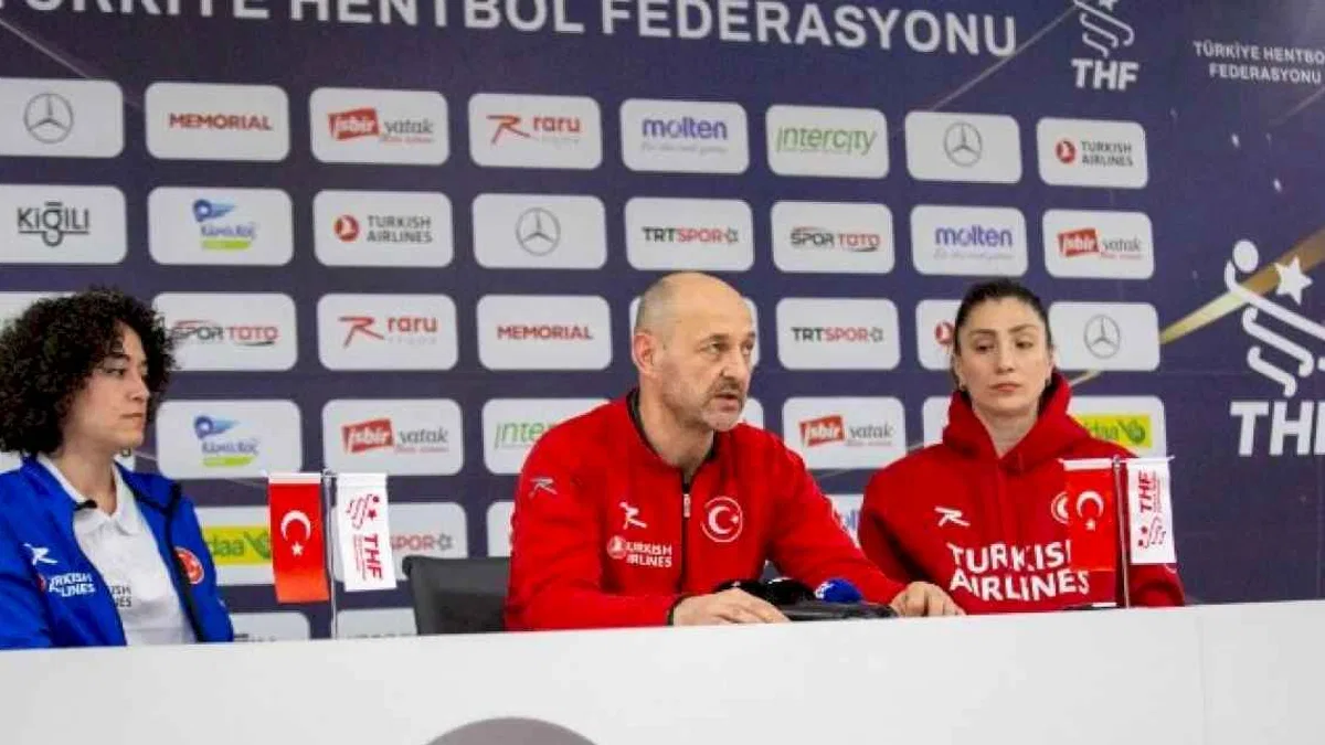 A Milli Kadın Hentbol Takımı'ndan Bulgaristan maçı öncesi açıklamalar