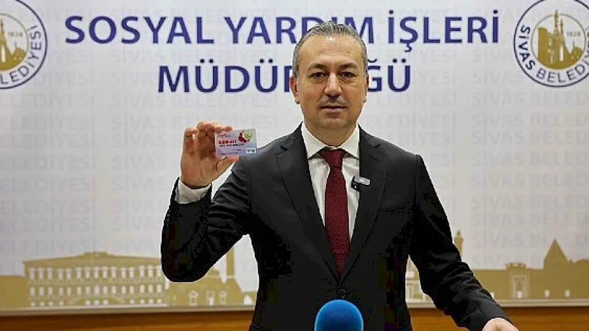 Sivas Belediyesi'nden emeklilere aylık 2 bin TL nakit destek