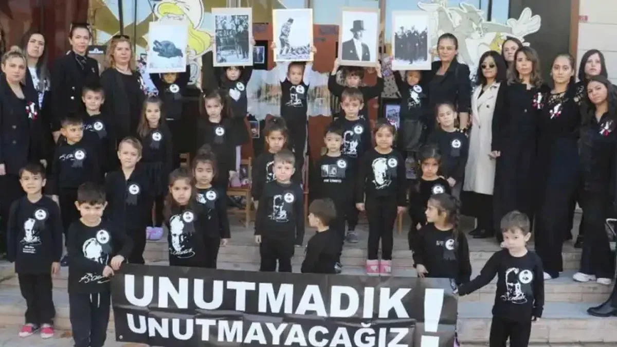 Manisa'da minikler Ata'sını özlemle andı