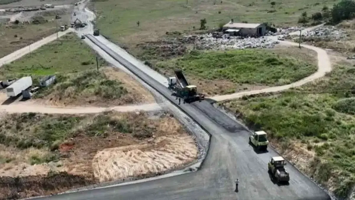 Kocaeli'de Gebze Kirazpınar’da üstyapı atağı
