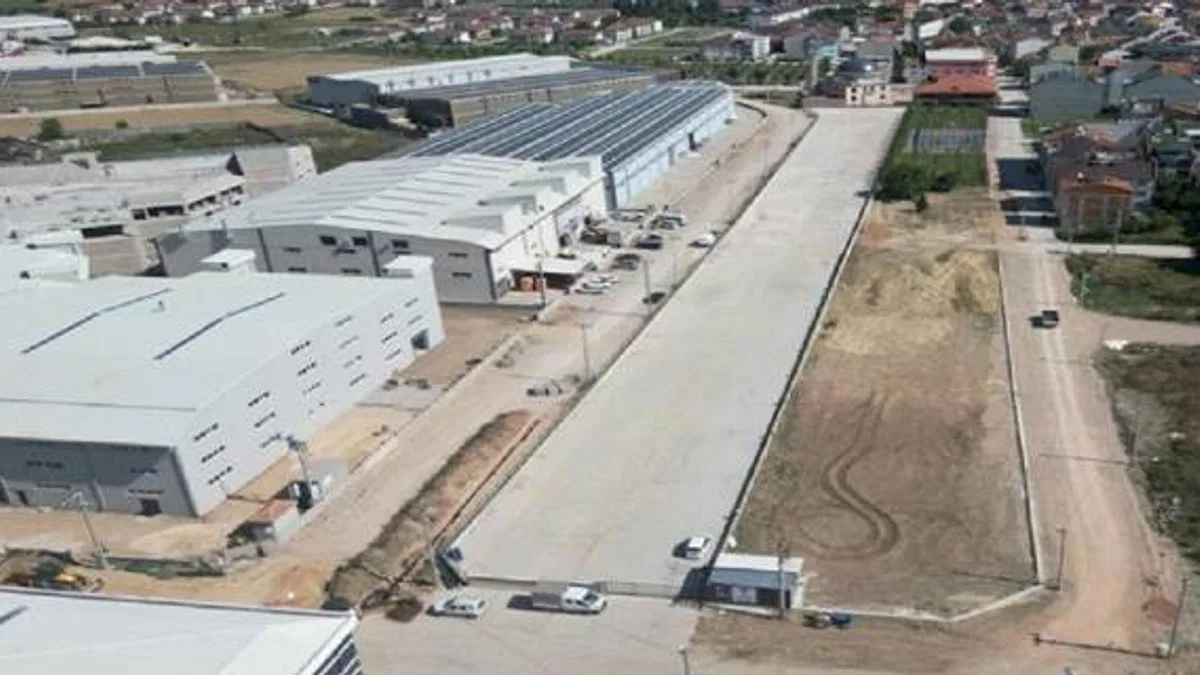 Bursa İnegöl'e 60 araçlık Tır Parkı