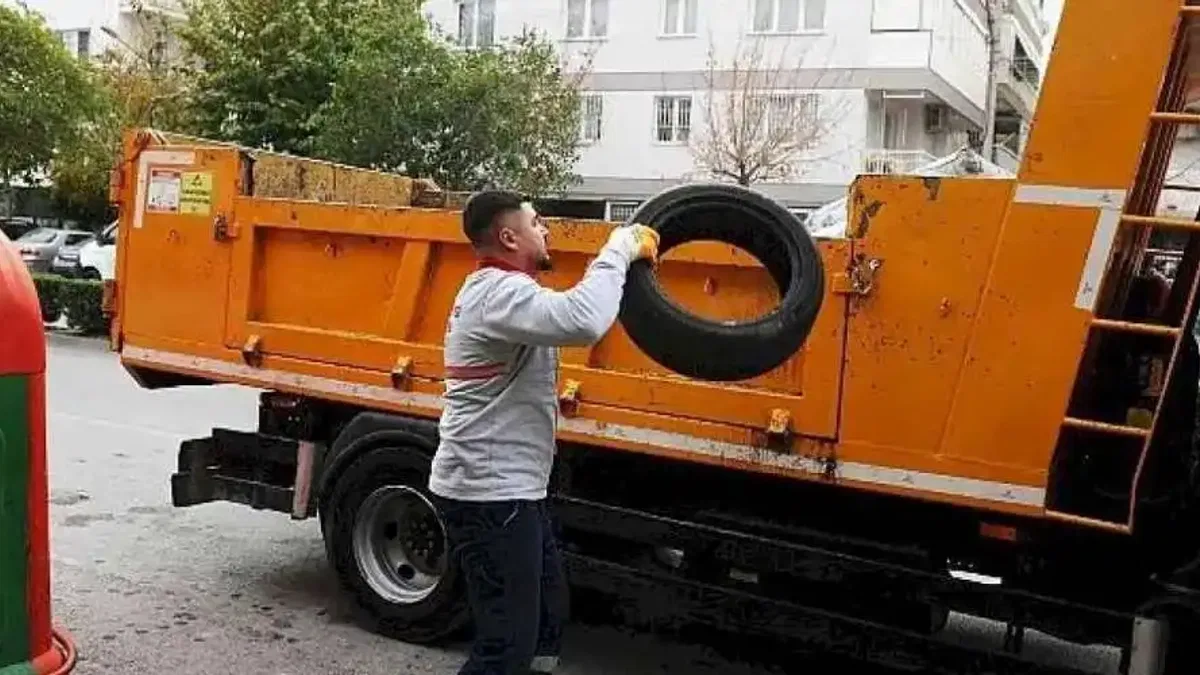 Karşıyaka'da çevre ve görüntü kirliliğine geçit yok