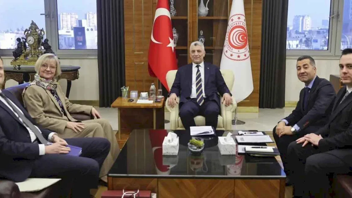 Bakan Bolat Alman Büyükelçiyi kabul etti