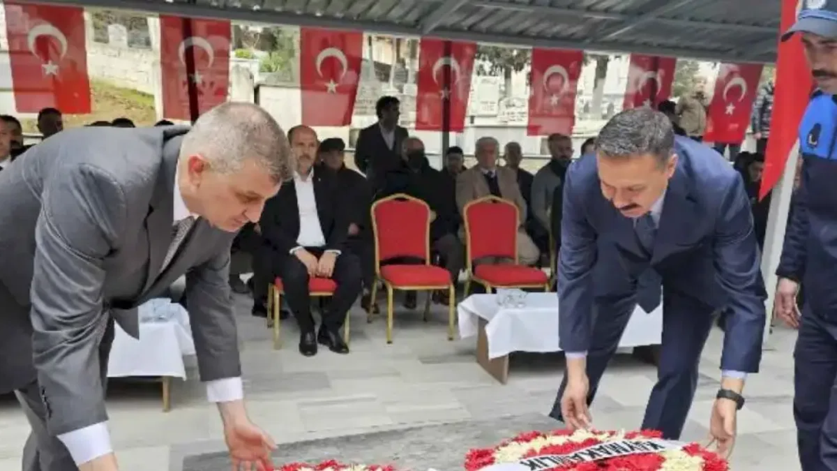 Üsküdar Vapuru faciası şehitleri Gölcük’te anıldı