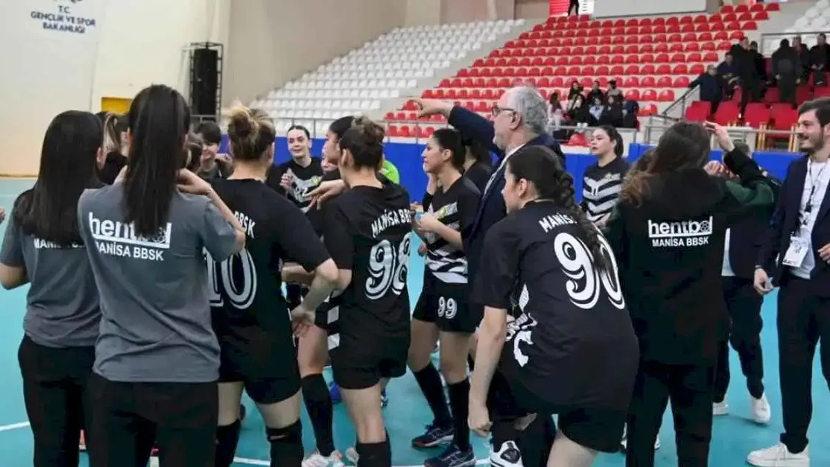Manisa BBSK hentbol takımı tarih yazdı