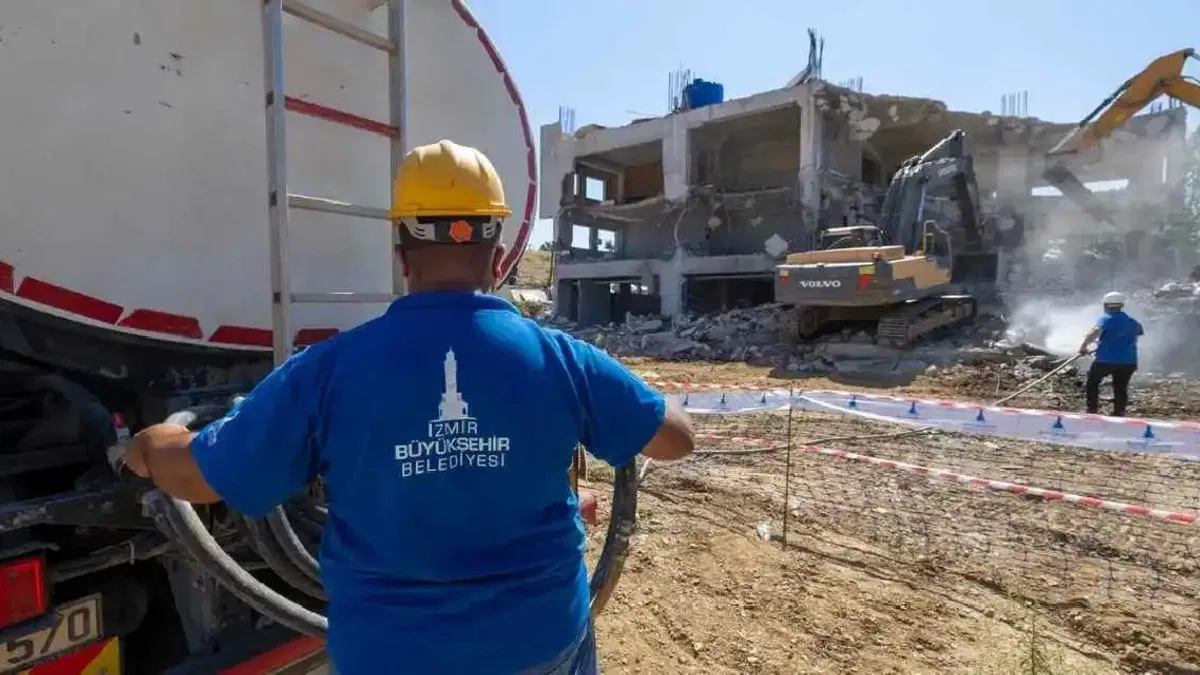 İzmir’de imar mevzuat aykırılığına taviz yok