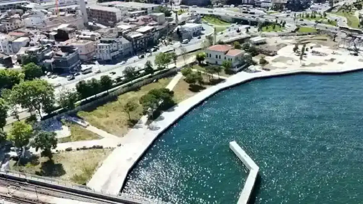 İstanbul'da belediyeden kıyı yenileme çalışmaları