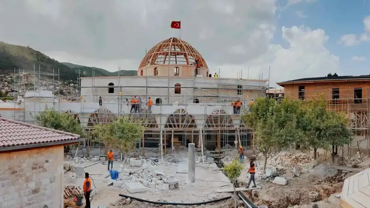 Anadolu’nun ilk camisi ayağa kalkıyor