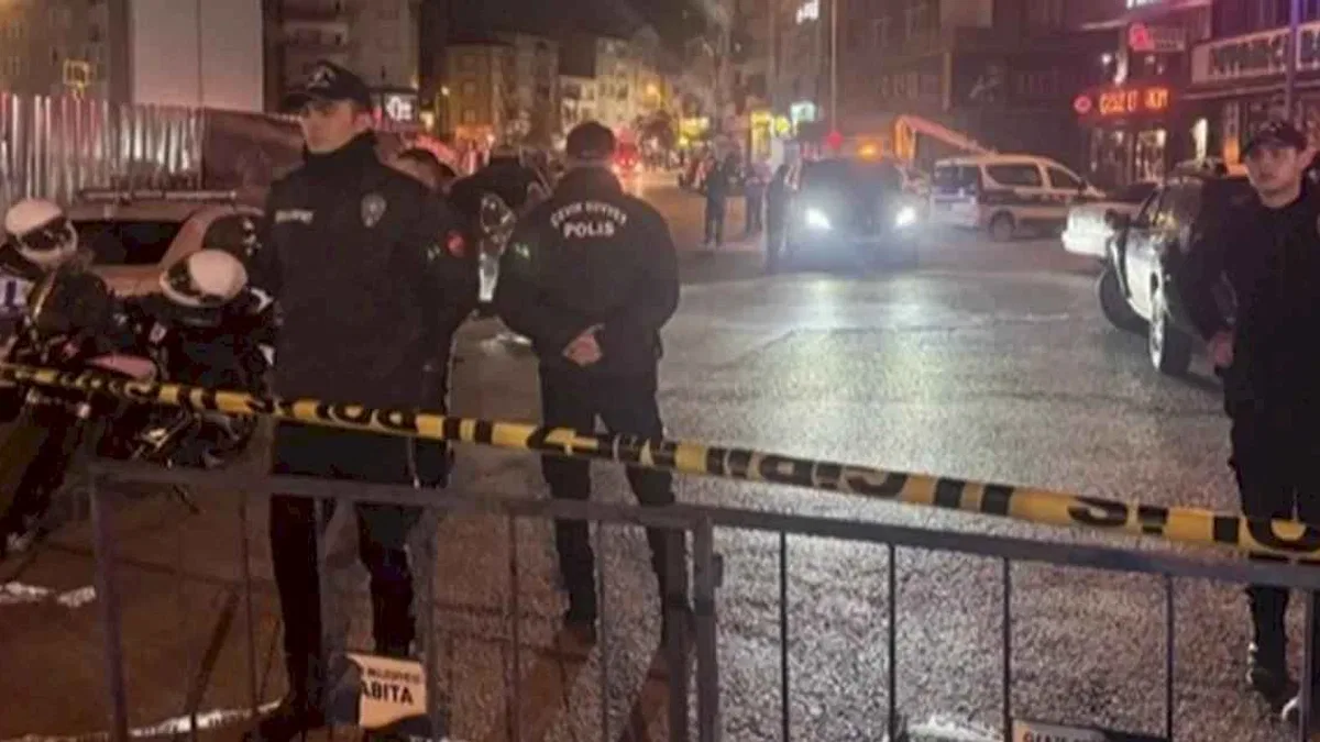 Gebze'de üç bina daha boşaltıldı