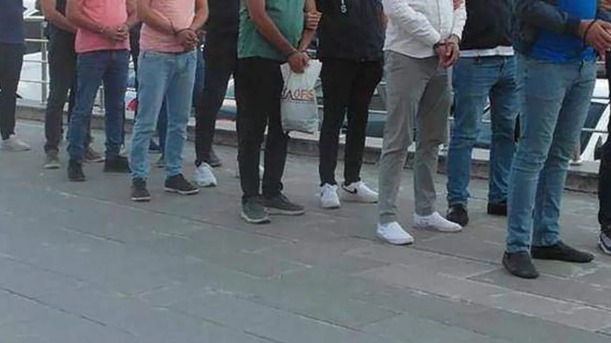 FETÖ'nün eğitim kurumlarında çalışan 11 kişi gözaltına alındı
