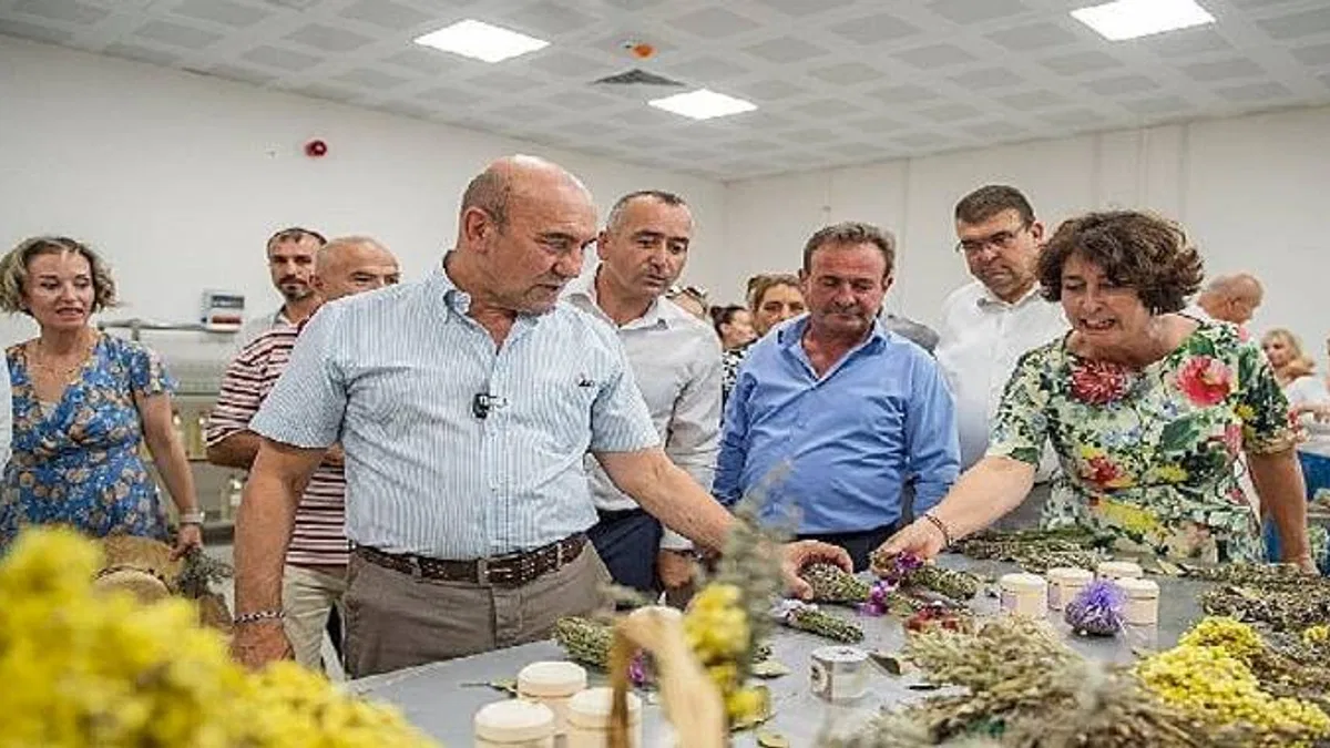 Başkan Soyer: "Genç çiftçilerimiz bu milletin çağdaş efendisi olacak"