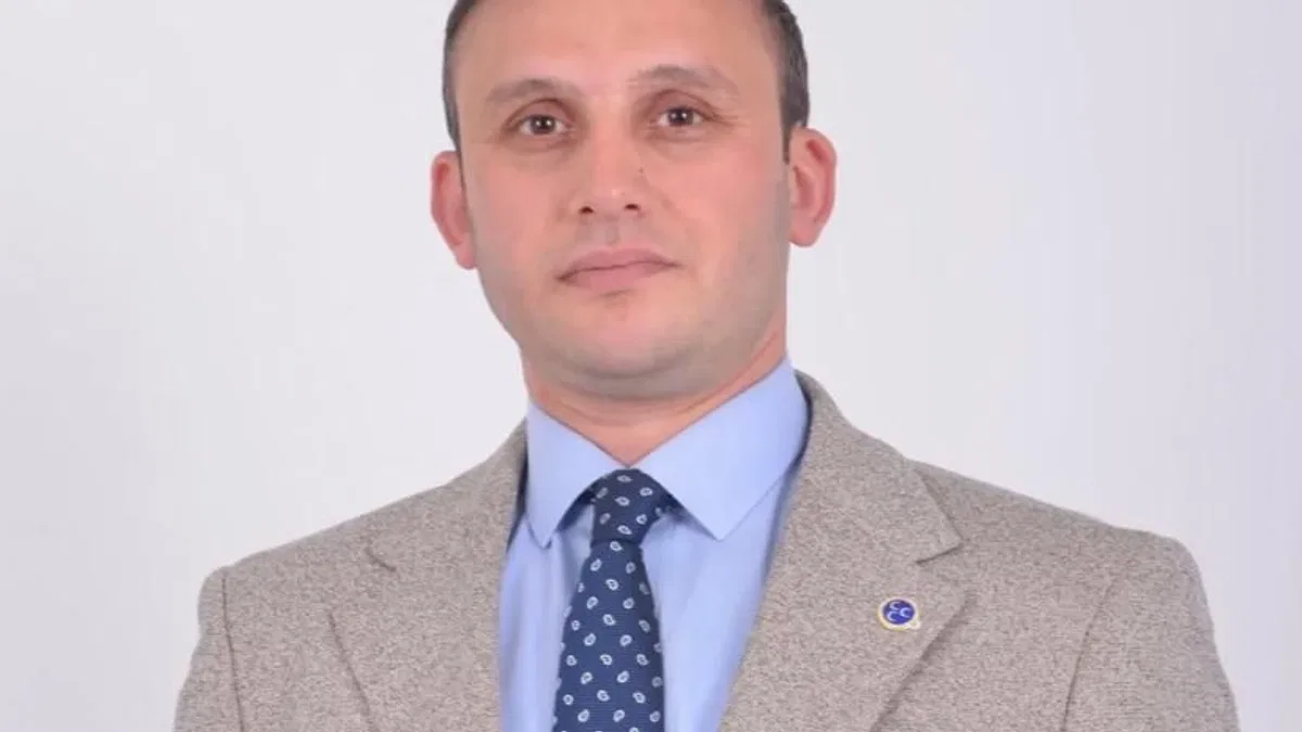 MHP'li Çömlekçi: Bayrak değişimi olarak görülmeli
