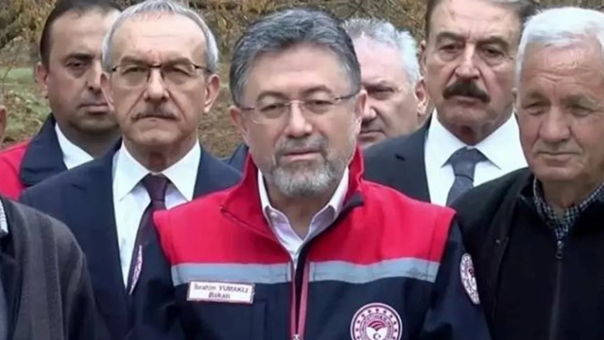 Bakan Yumaklı'dan Zirai Dondan Etkilenen Çiftçilere Destek Müjdesi!