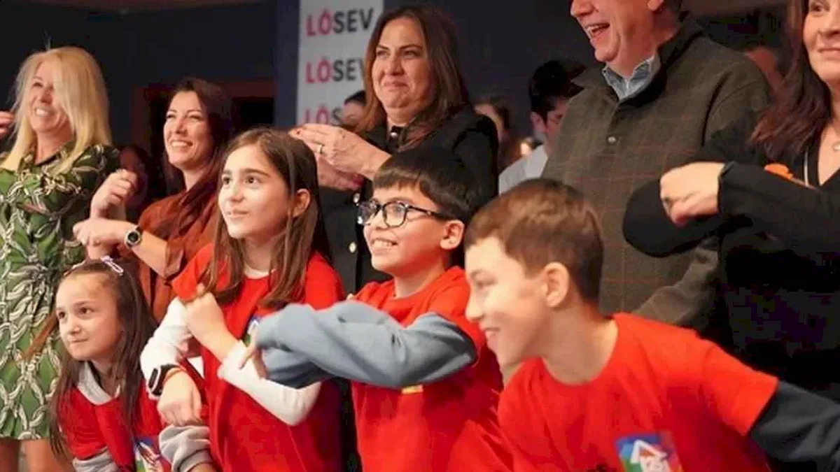 LÖSEV Dünya Gönüllüler Gününde buluştu
