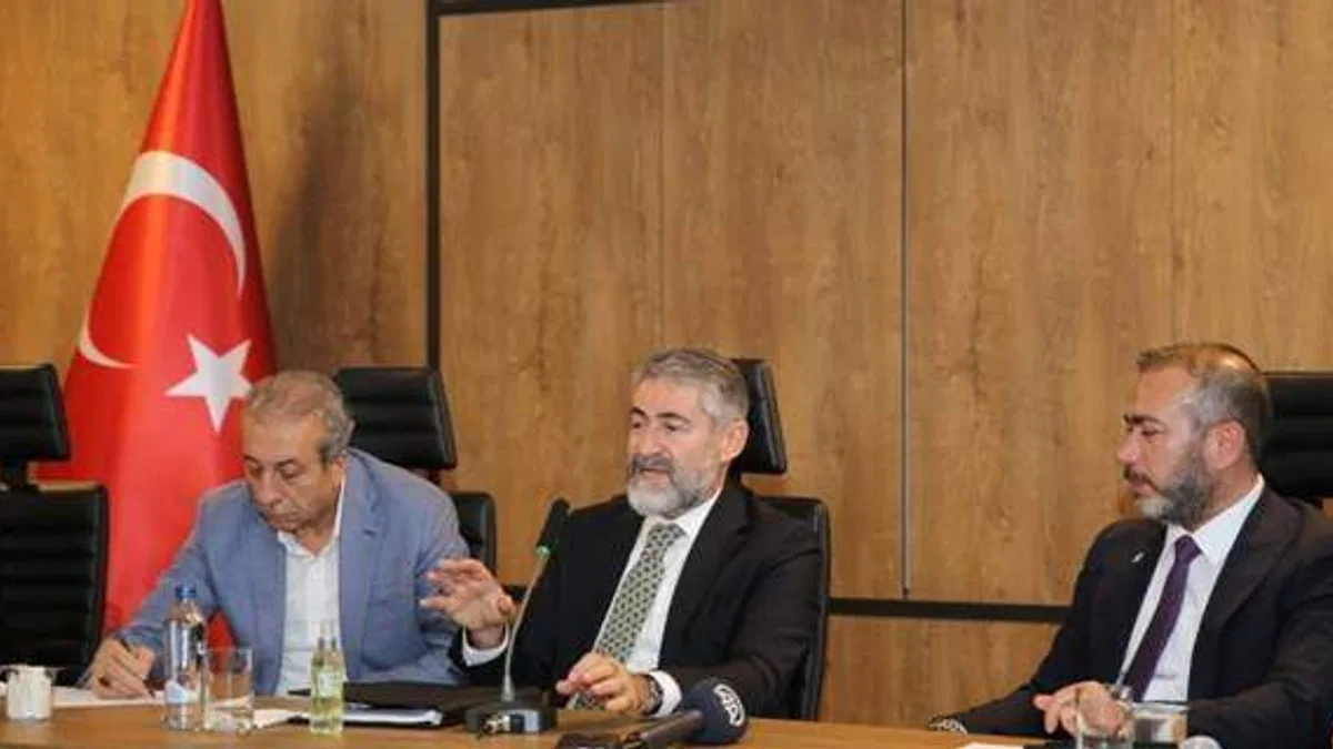Hazine ve Maliye Bakanı Nebati: Enflasyonu kontrol altına aldık