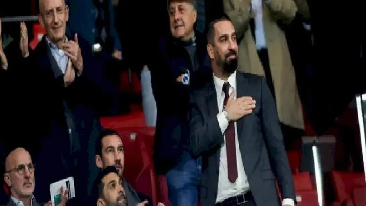 Arda Turan depremzedeler için sahaya çıkacak