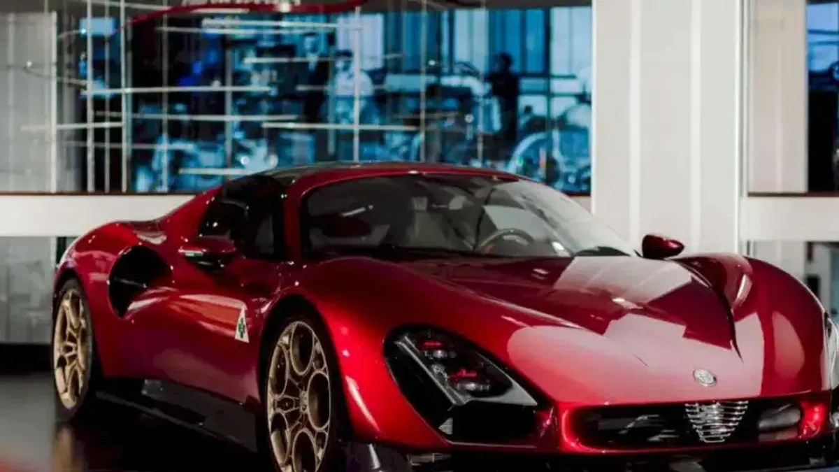Efsanevi 33 Stradale, Arese'deki Alfa Romeo Müzesine Geri Dönüyor!