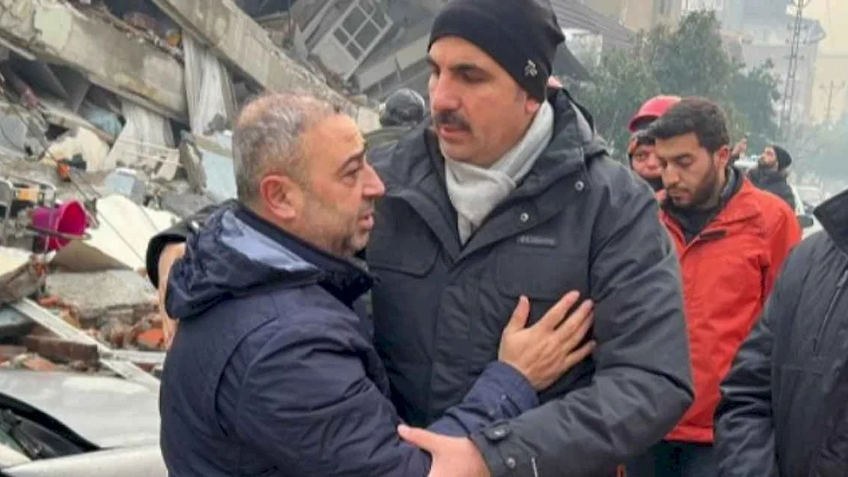 Başkan Altay: Kalbimizin sıkıştığını hala hissediyoruz