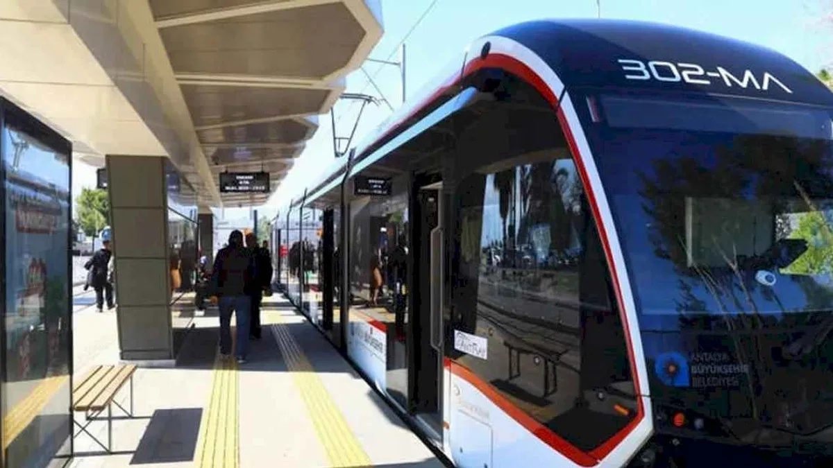 Antalya Büyükşehir Belediyesi’nden YKS için ücretsiz ulaşım