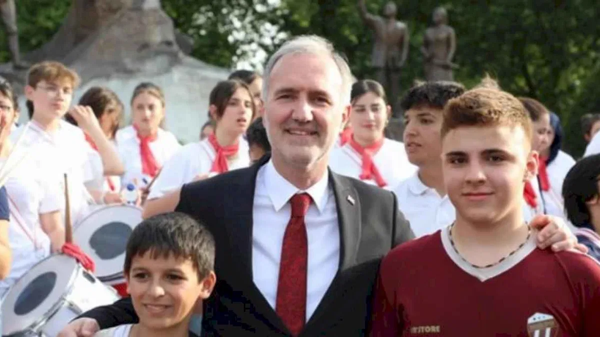İnegöl'de 19 Mayıs coşkusu sokaklara taştı
