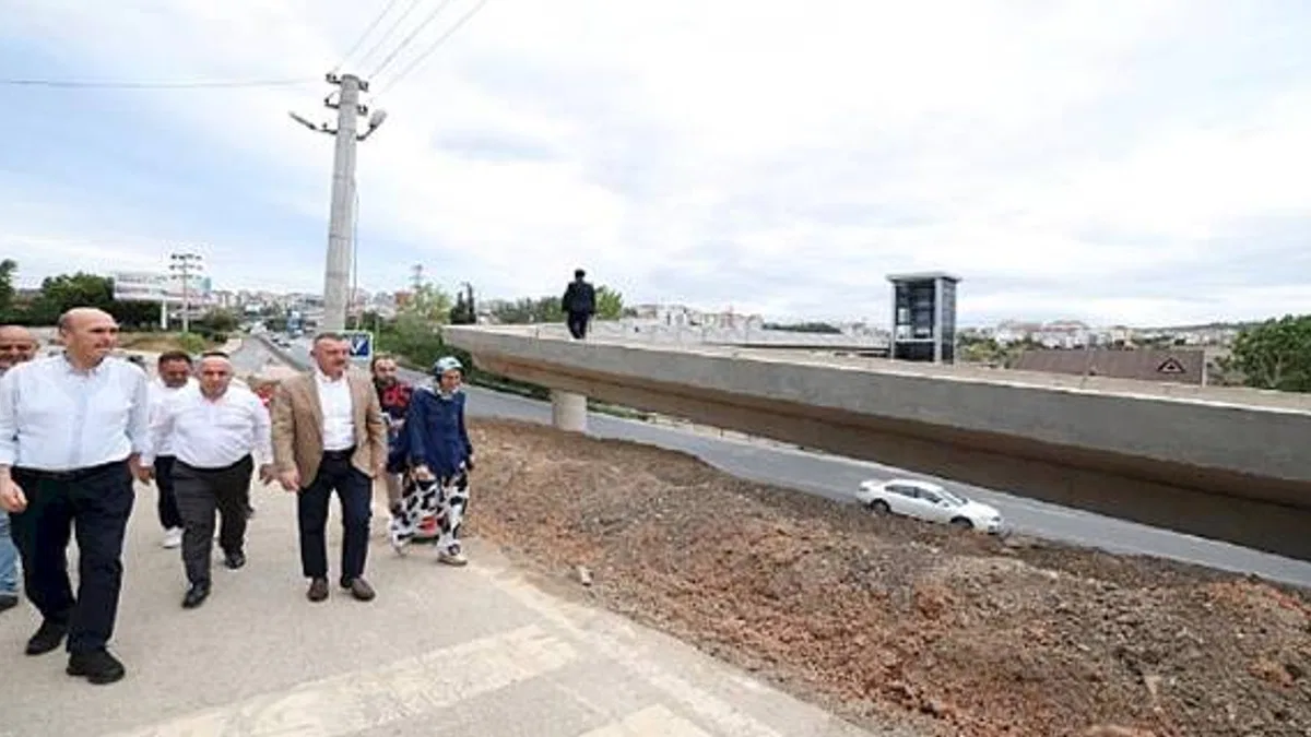 Büyükakın: 4 yılda 14 yeni üst geçit yaptık