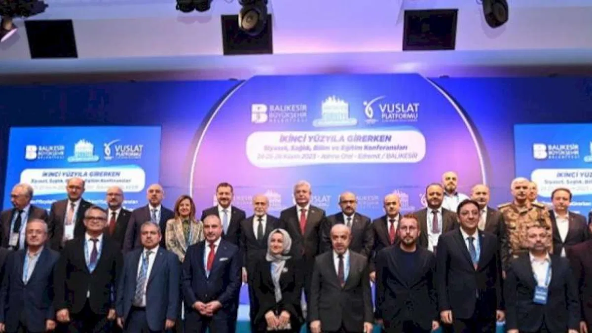 Balıkesir'de 'Ufuktaki Yeni Türkiye' konferansı