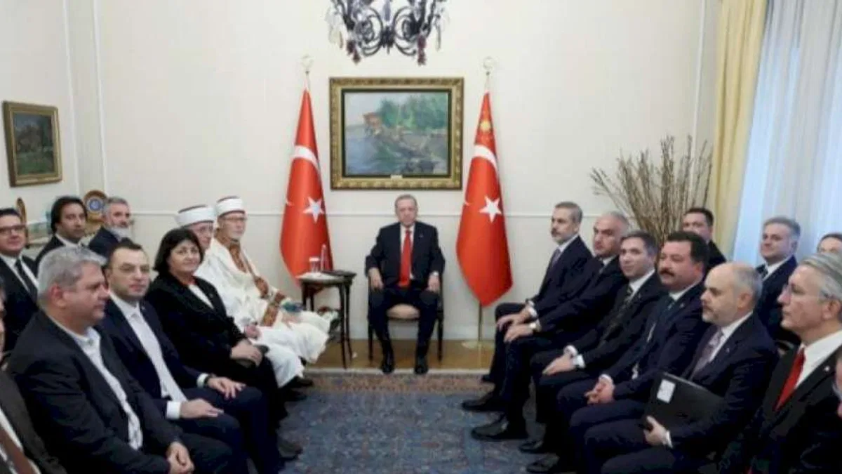 Cumhurbaşkanı Erdoğan, Türkiye’nin Atina Büyükelçiliğini ziyaret etti