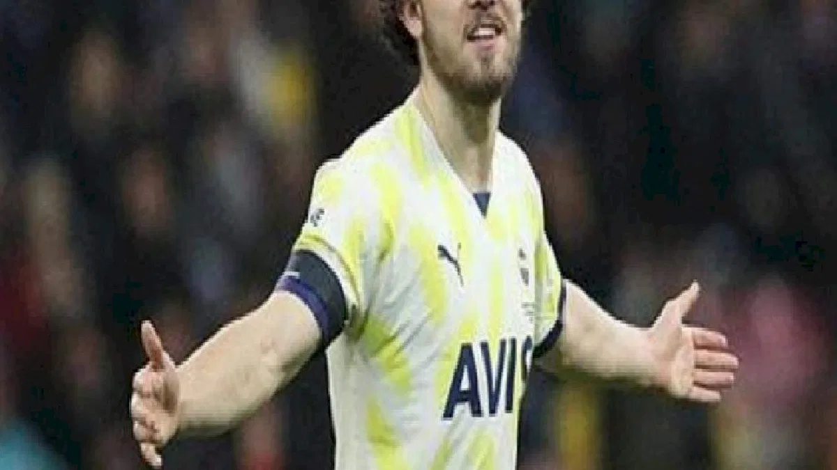 Kayserispor Fenerbahçe maçı sonrası Ferdi Kadıoğlu'dan Sevilla sözleri!