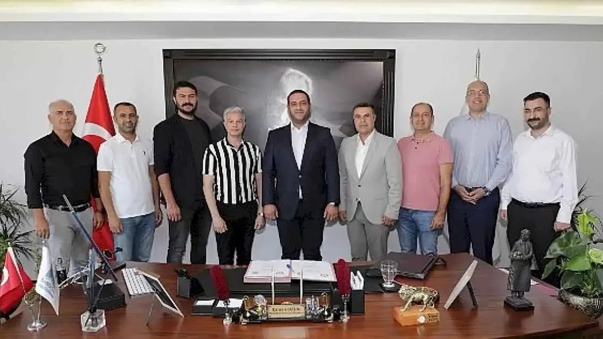 Narlıdere Belediyesinde toplu iş sözleşmesi sevinci
