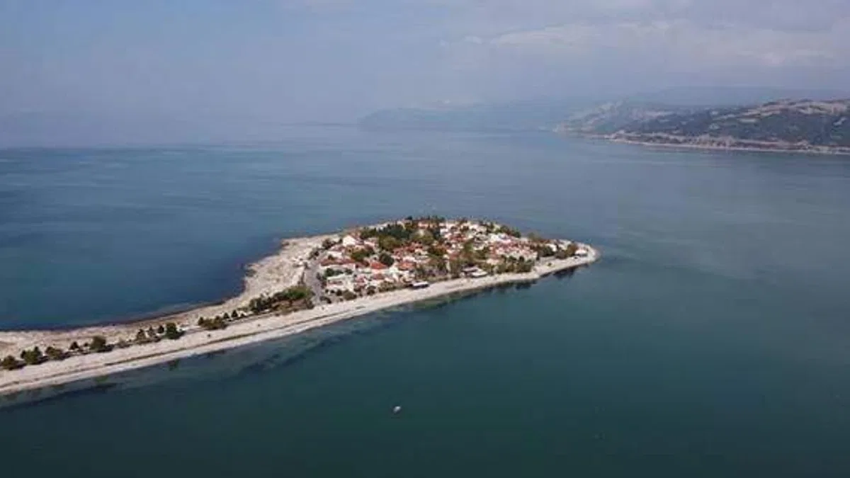 Eğirdir Gölü'nde su seviyesi son 2 haftada 8 santimetre düştü