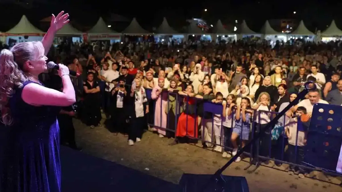 Karadeniz’in renkleri ve ezgileri Millet Bahçesi’nde buluştu