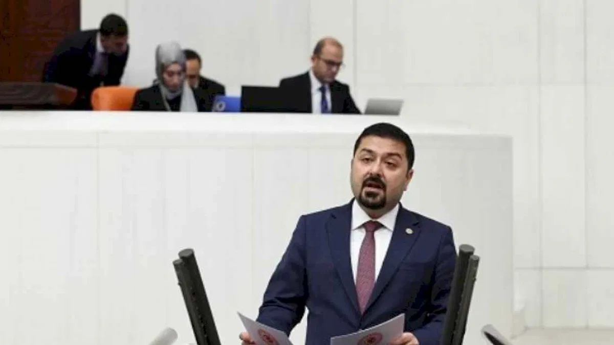 CHP’li Yazgan iktidara yüklendi