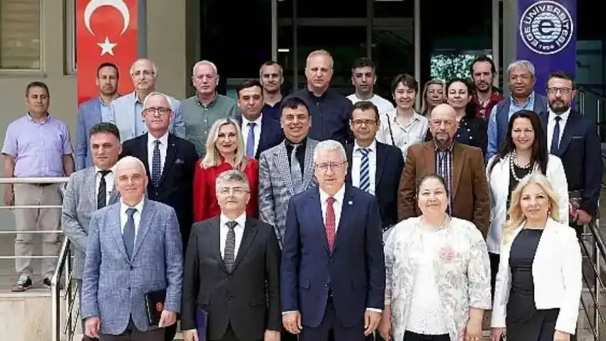 Sinema Dünyasının Gözü İzmir'de: Turan Film Festivali Başlıyor!
