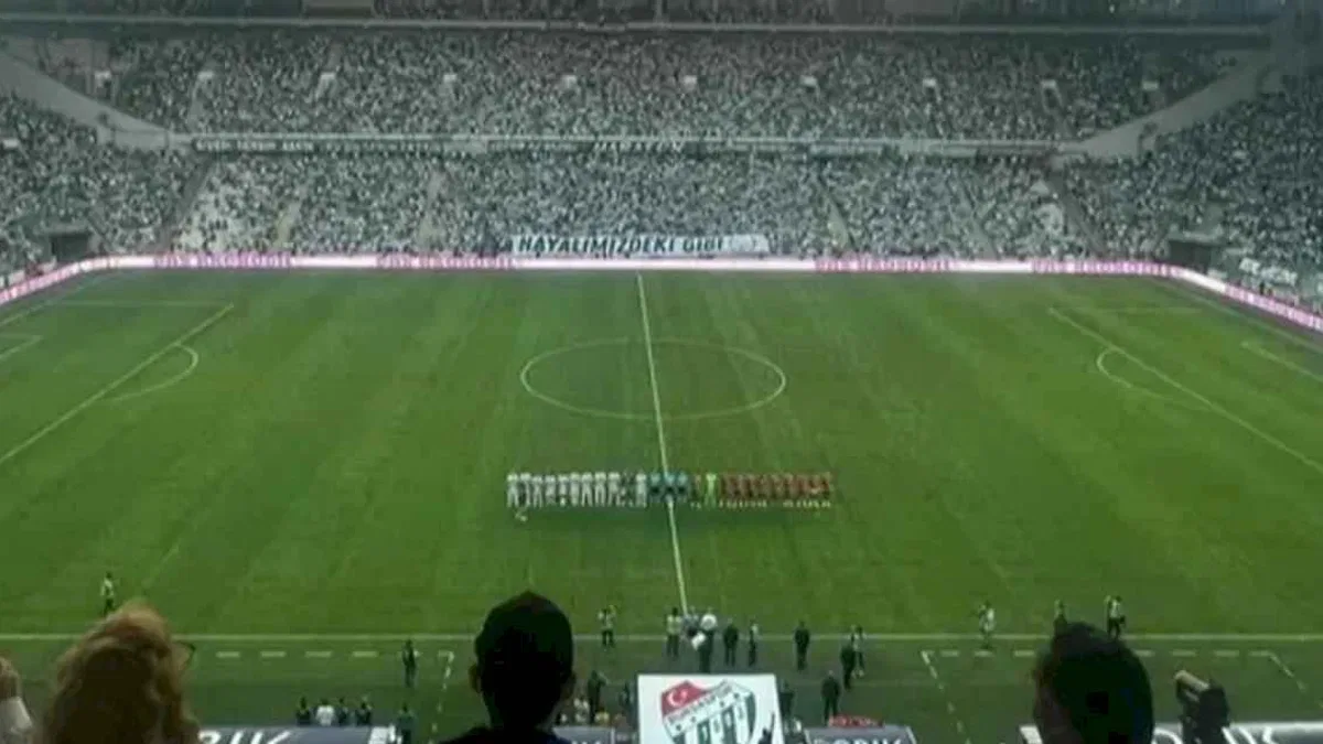 TSYD Bursa Şube Başkanı Ekmekçi: Bursaspor ölü toprağını attı