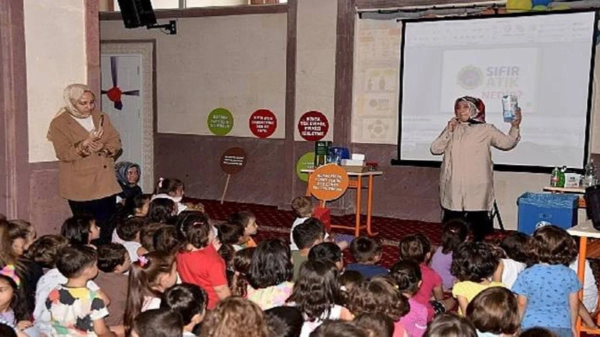 Selçuklu Belediyesi'nden Cami ve Yaz Kur'an Kurslarında Sıfır Atık Eğitimi