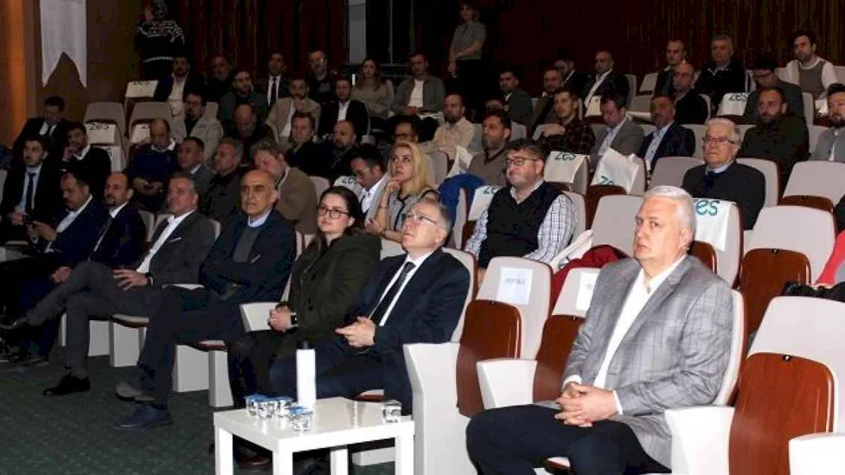 Her yönüyle güneş enerjisi Bursa’da konuşuldu