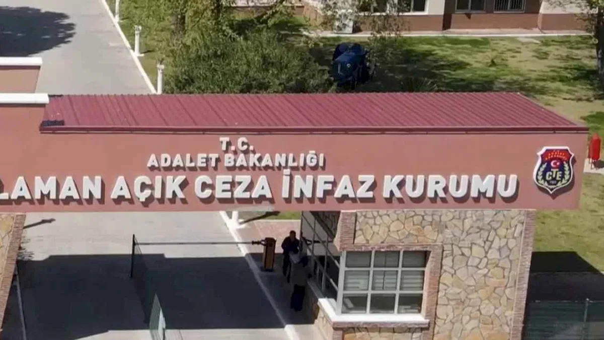 Bakan Tunç: Cezaevleri cezalandırmıyor, topluma kazandırıyor