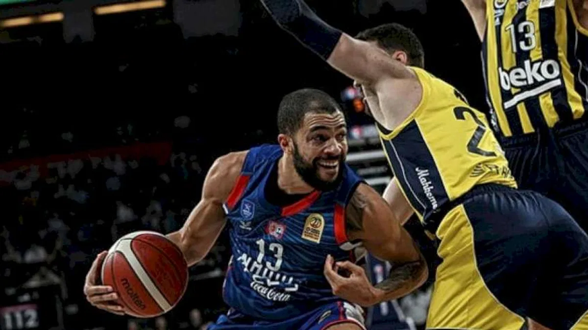Anadolu Efes 81-80 Fenerbahçe Beko (Maç Sonucu) Dev derbi Anadolu Efes'in!
